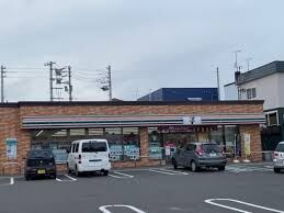 コンビニ　セブンイレブン札幌八軒8条店（コンビニ）まで188m