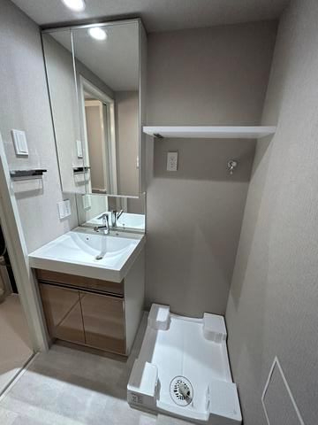 洗面設備　コンパクトで使いやすい洗面所