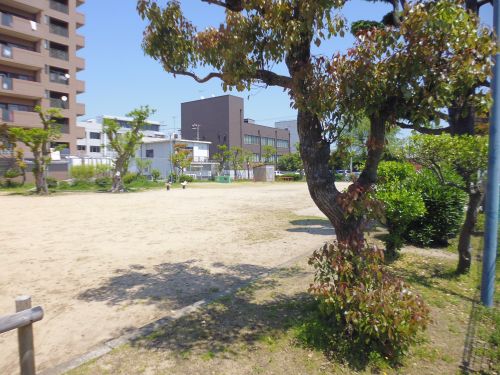 公園　忠度公園（公園）まで585m