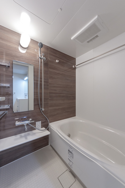 バス・シャワールーム　※写真は同タイプ住戸です。