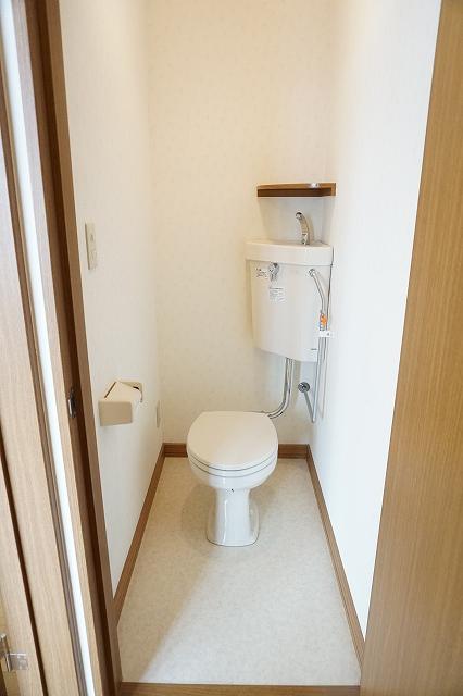 トイレ　トイレ