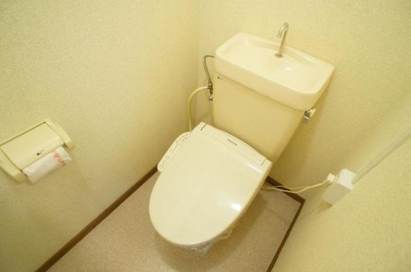 トイレ　図面と現状に相違がある場合には現状を優先