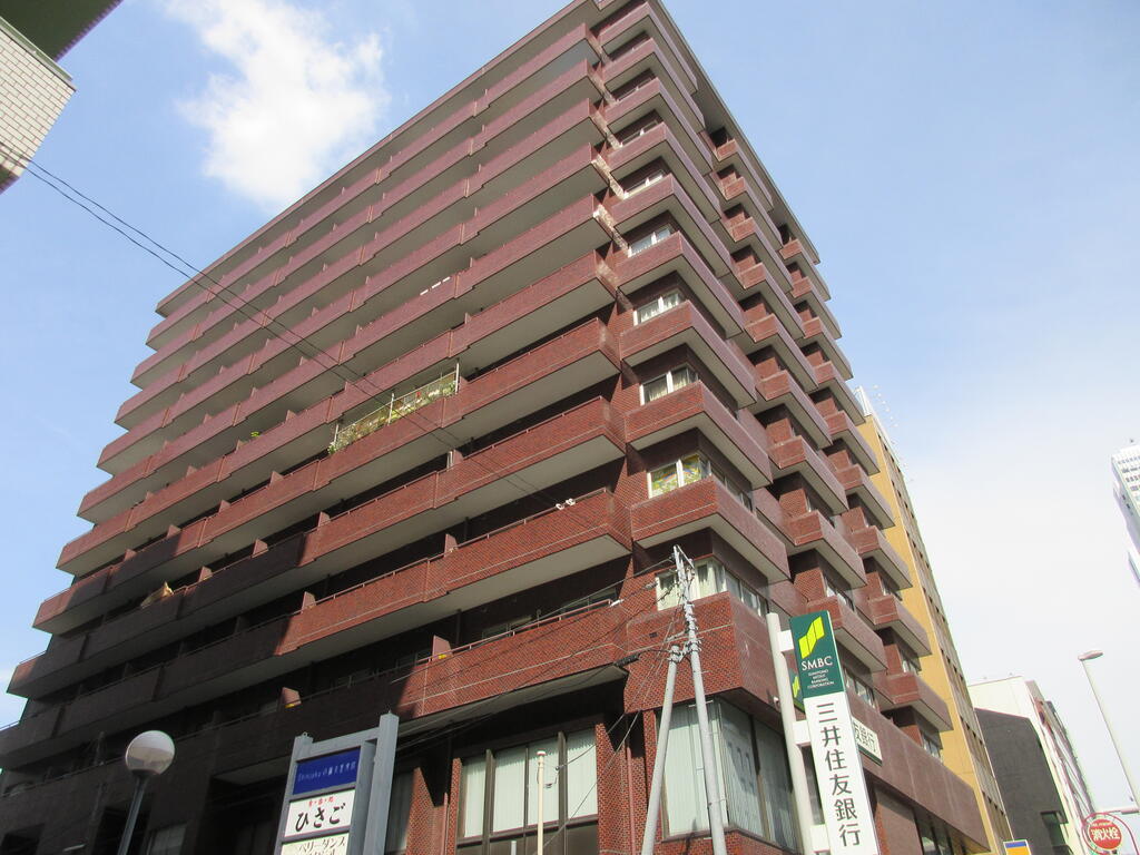 サンパレス新宿の外観写真