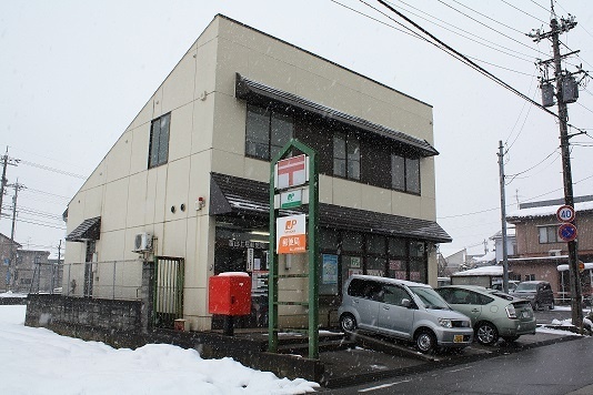 郵便局　富山上堀郵便局（郵便局）まで1174m