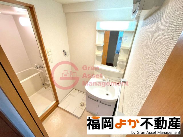 洗面設備　忙しい朝には欠かせない洗面所です