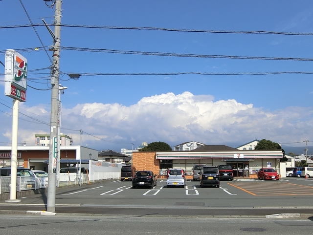 コンビニ　セブンイレブン富士市吉原店（コンビニ）まで436m