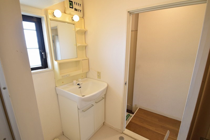 洗面設備　別部屋参照