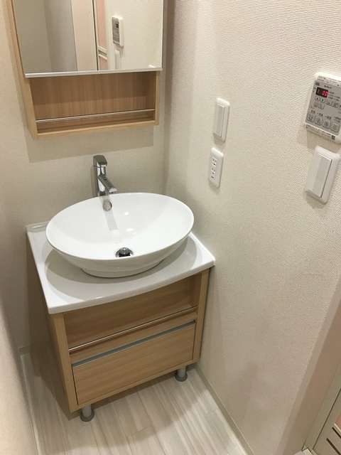 洗面設備　同仕様