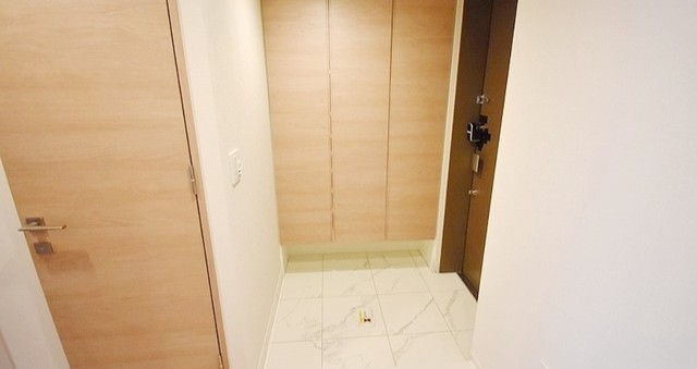 玄関　別部屋同仕様