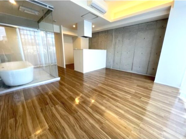 居室・リビング　※写真は同じマンションの違う部屋のものになります。