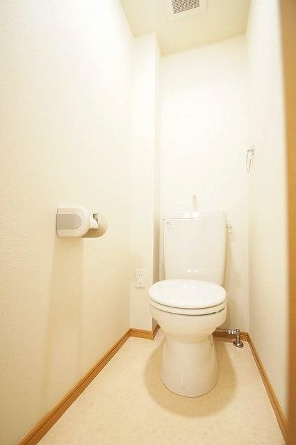 トイレ　※同物件別部屋参考画像
