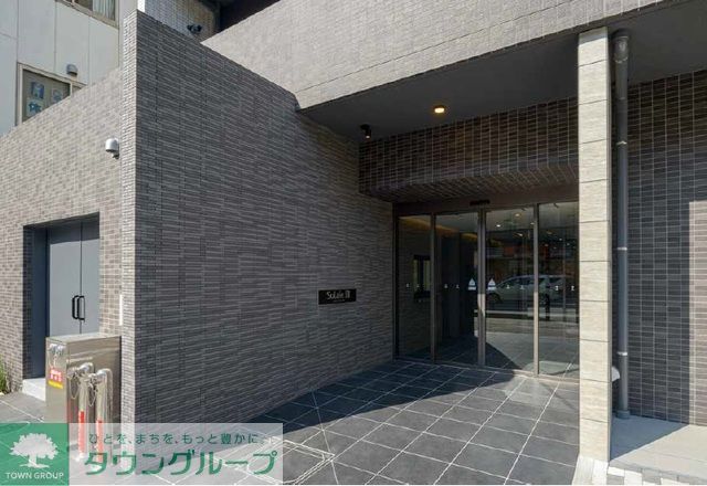 エントランス　2021年4月撮影