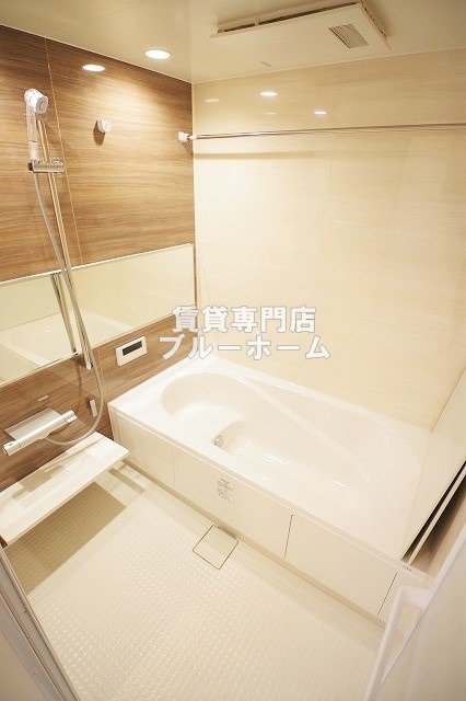 バス・シャワールーム　1坪サイズバス！
