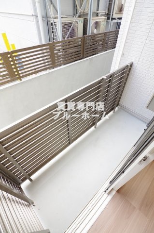 バルコニー　南東向きテラス！