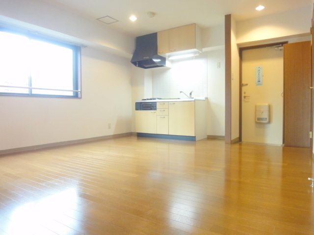 居室・リビング　★LDK11帖・２名入居可★