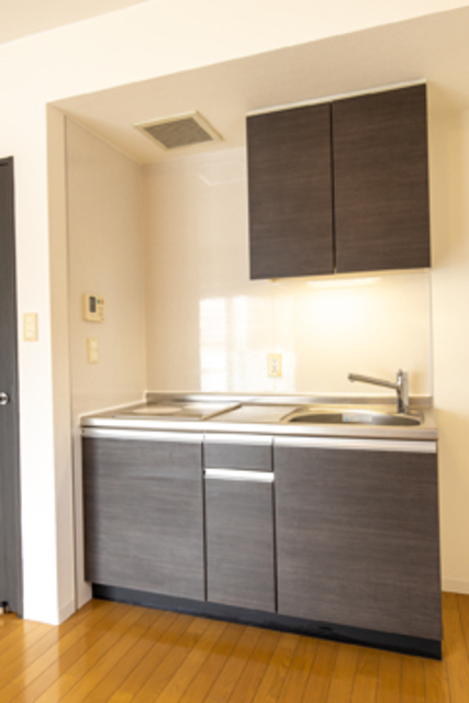 キッチン　※写真は同タイプ住戸です。