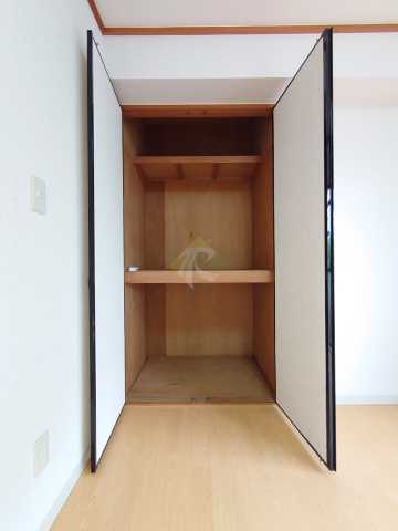 収納　キャッスル静杜