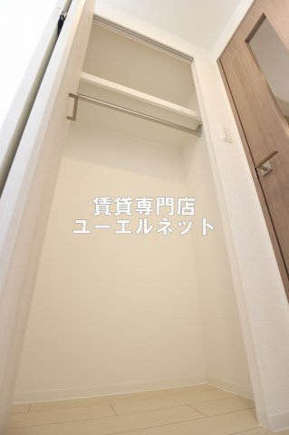 収納　クローゼット付きでお部屋もスッキリ♪