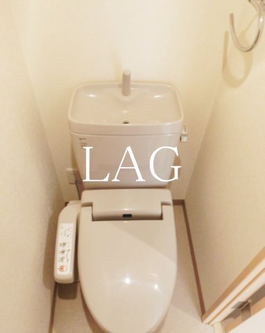 ＪＲ総武線快速 船橋駅 徒歩15分 8階建 築20年のトイレ写真