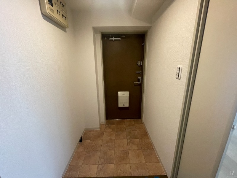 リバーサイドカーム土佐堀の玄関写真