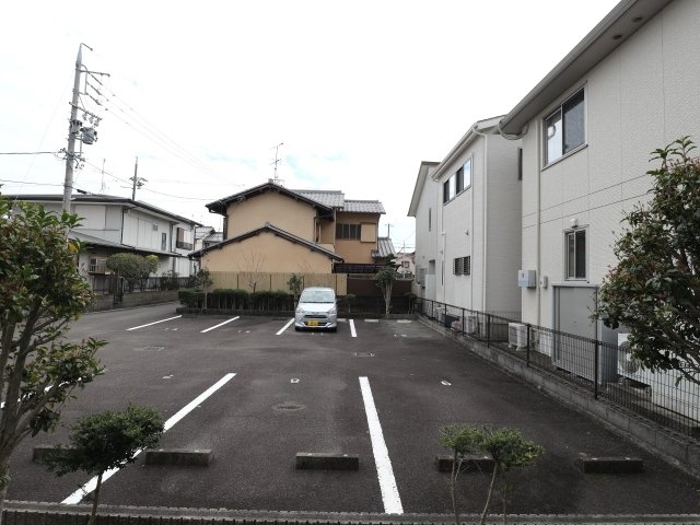 駐車場　カースペースがあります