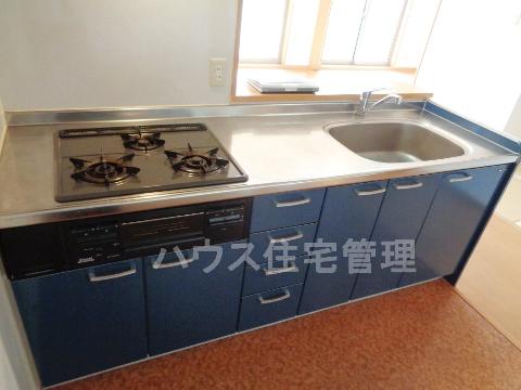 阪急京都線 高槻市駅 徒歩32分 3階建 築20年のキッチン写真