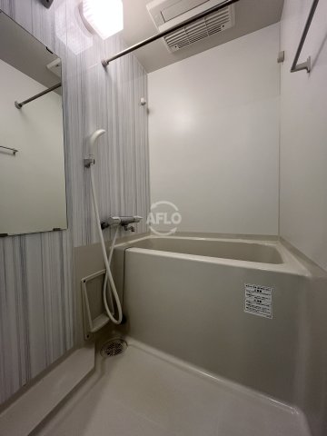 S-RESIDENCE新大阪WESTの風呂写真