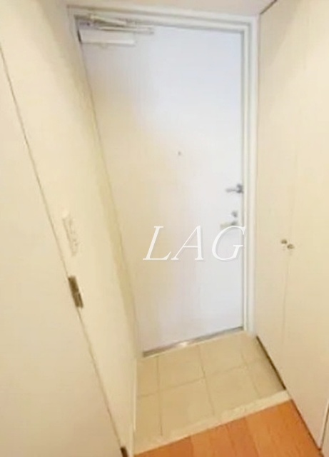 アジリア南麻布J sの玄関写真
