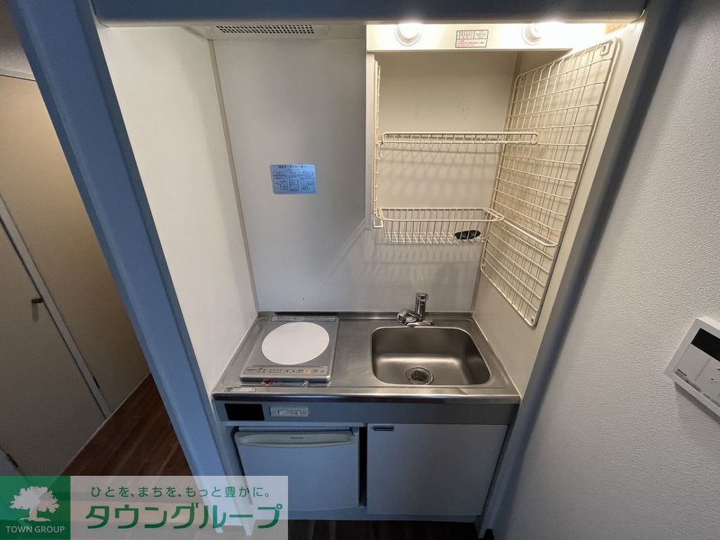 東急東横線 都立大学駅 徒歩9分 3階建 築36年のキッチン写真