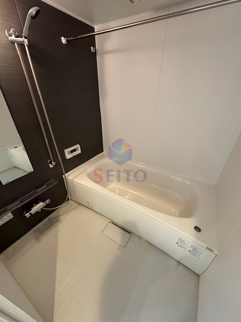 バス・シャワールーム　別部屋の参考写真になります