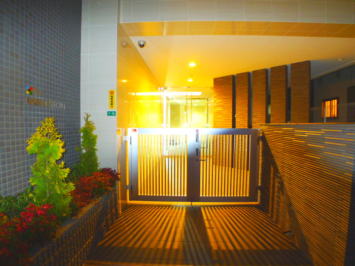 栄町弥生マンションの外観写真