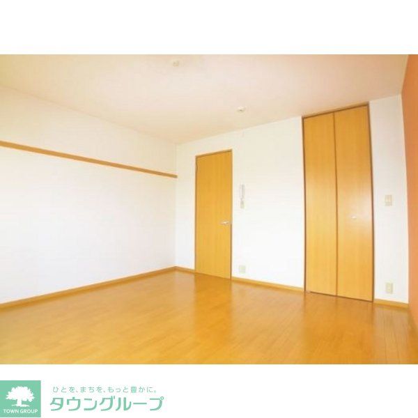 サンモール・Sの居間写真
