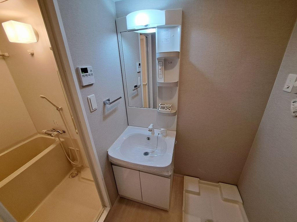 サムティ大阪GRANDEASTIIの内装写真