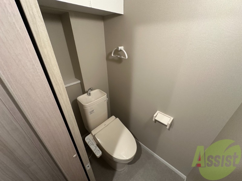 トイレ　こちらはトイレです。清潔感があり、安心して使用できます。