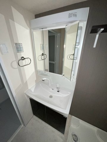 洗面設備　※同タイプの写真です