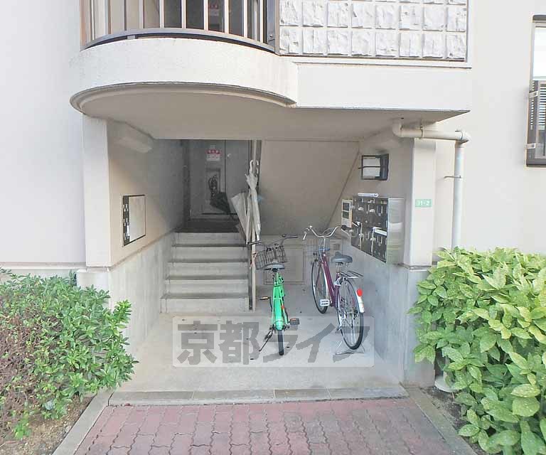 グランシャリオA棟の外観写真