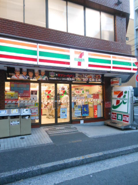 コンビニ　セブンイレブン（コンビニ）まで400m