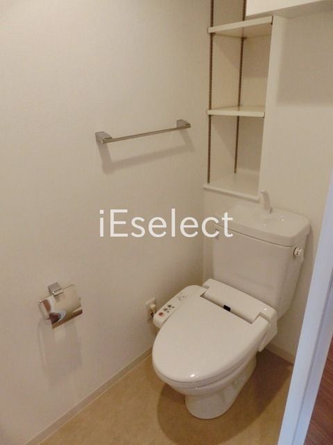 トイレ　清潔感のあるトイレです