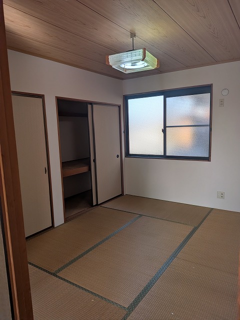 新潟市中央区 2階建 築34年の内装写真