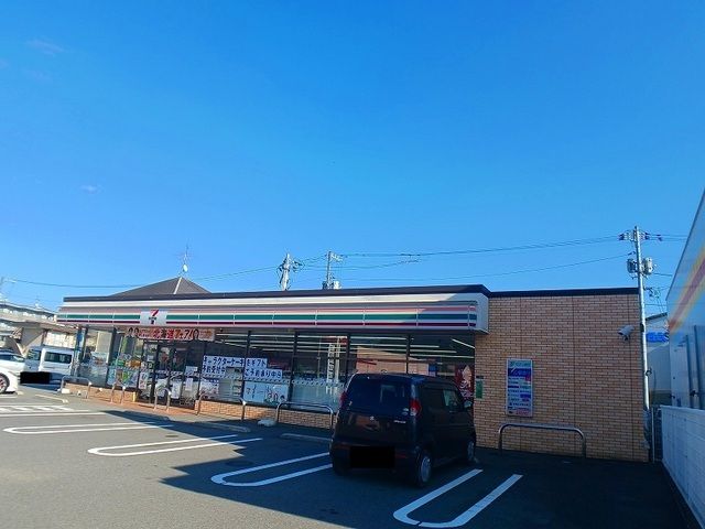 コンビニ　セブンイレブン三原宮浦店（コンビニ）まで450m