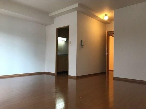 居室・リビング　※写真は同じマンションの違う部屋のものになります。