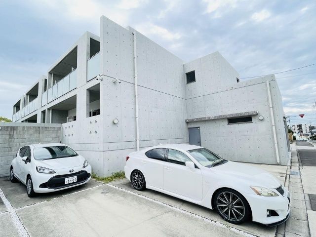建物外観　建物の個性を主張する外観