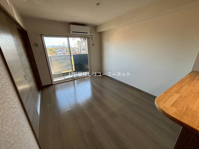 居室・リビング　※307号室の写真の為、現況優先となります。