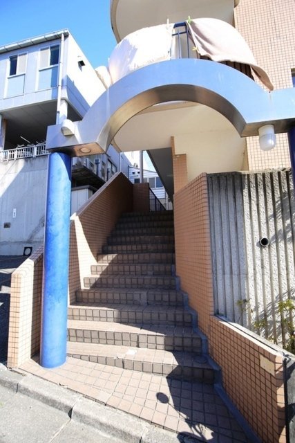 東急田園都市線 宮崎台駅 徒歩10分 4階建 築40年の外観写真