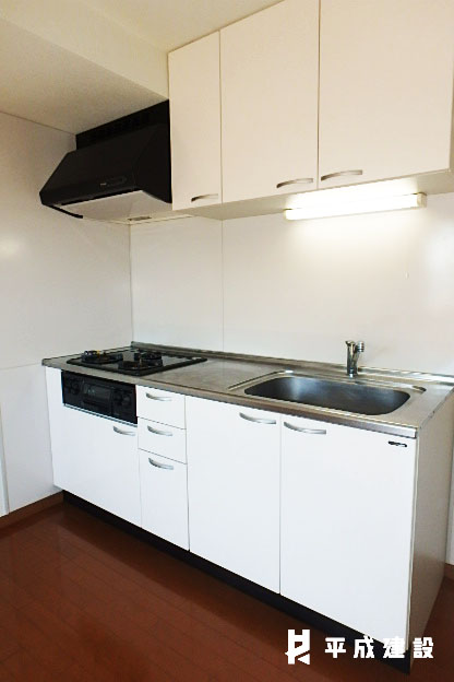 キッチン　3口ガスシステムキッチン