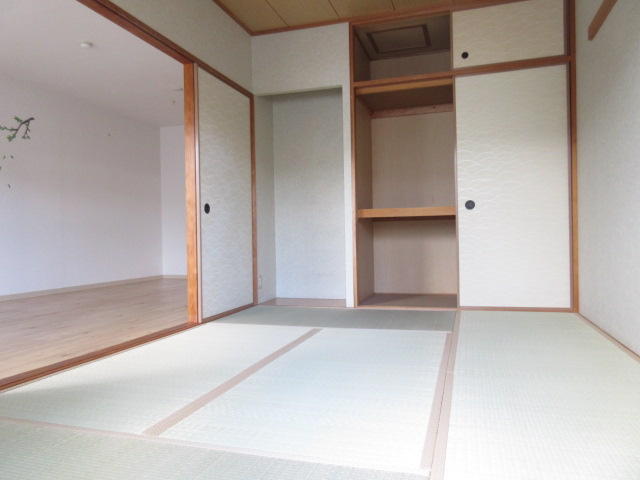 収納　大きな収納で荷物もすっきり片付きます。