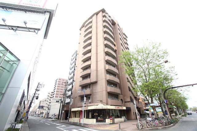 ジャルダン老松の建物外観