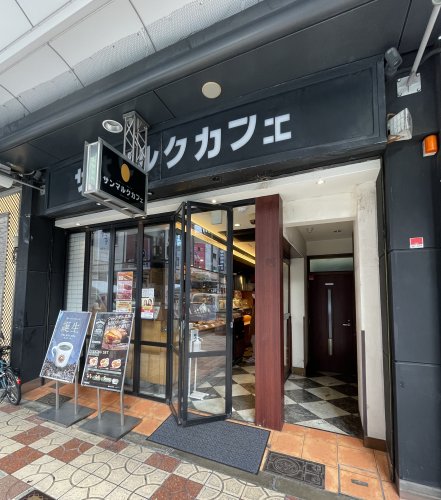 【カーサアシベの飲食店】