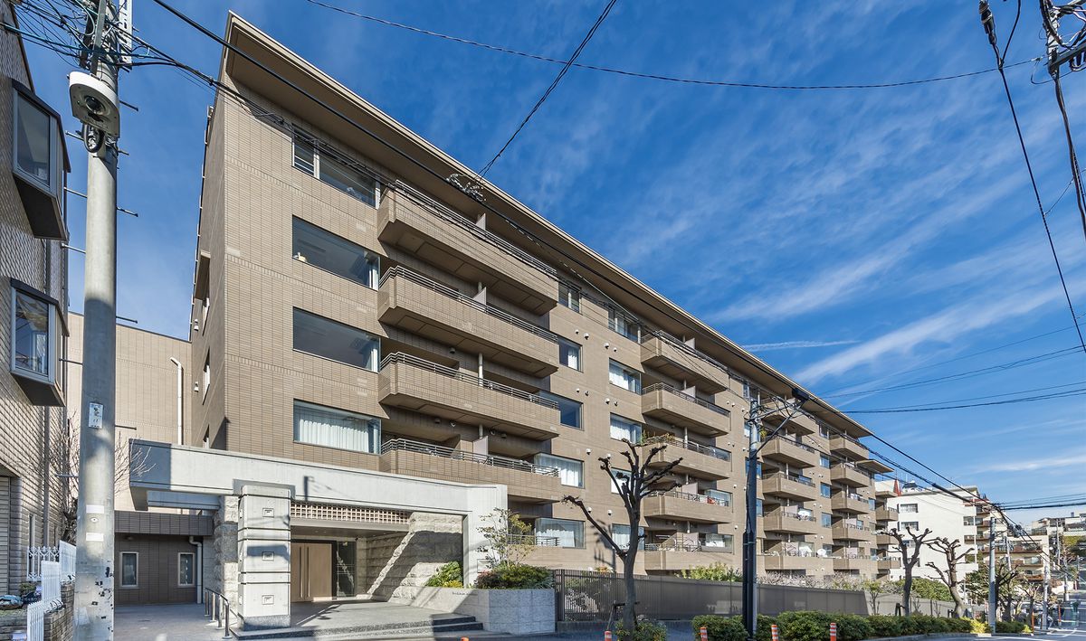 渋谷区代々木のマンションの建物外観