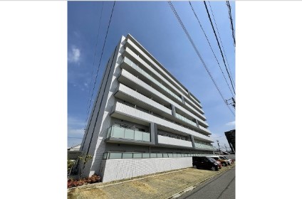 【ドゥナーレ辻町の建物外観】